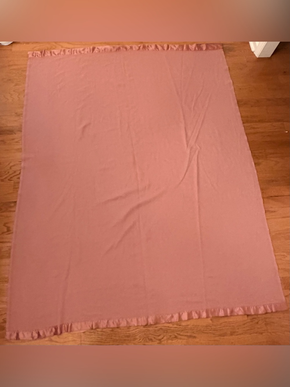 Vintage Pink Soft 90s Fleece Acrylic Blanket With Satin Trim Edging 87 x 69